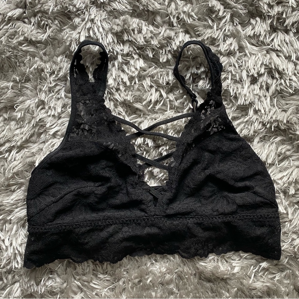 Black Lace Victoria’s Secret PINK Bralette (S)